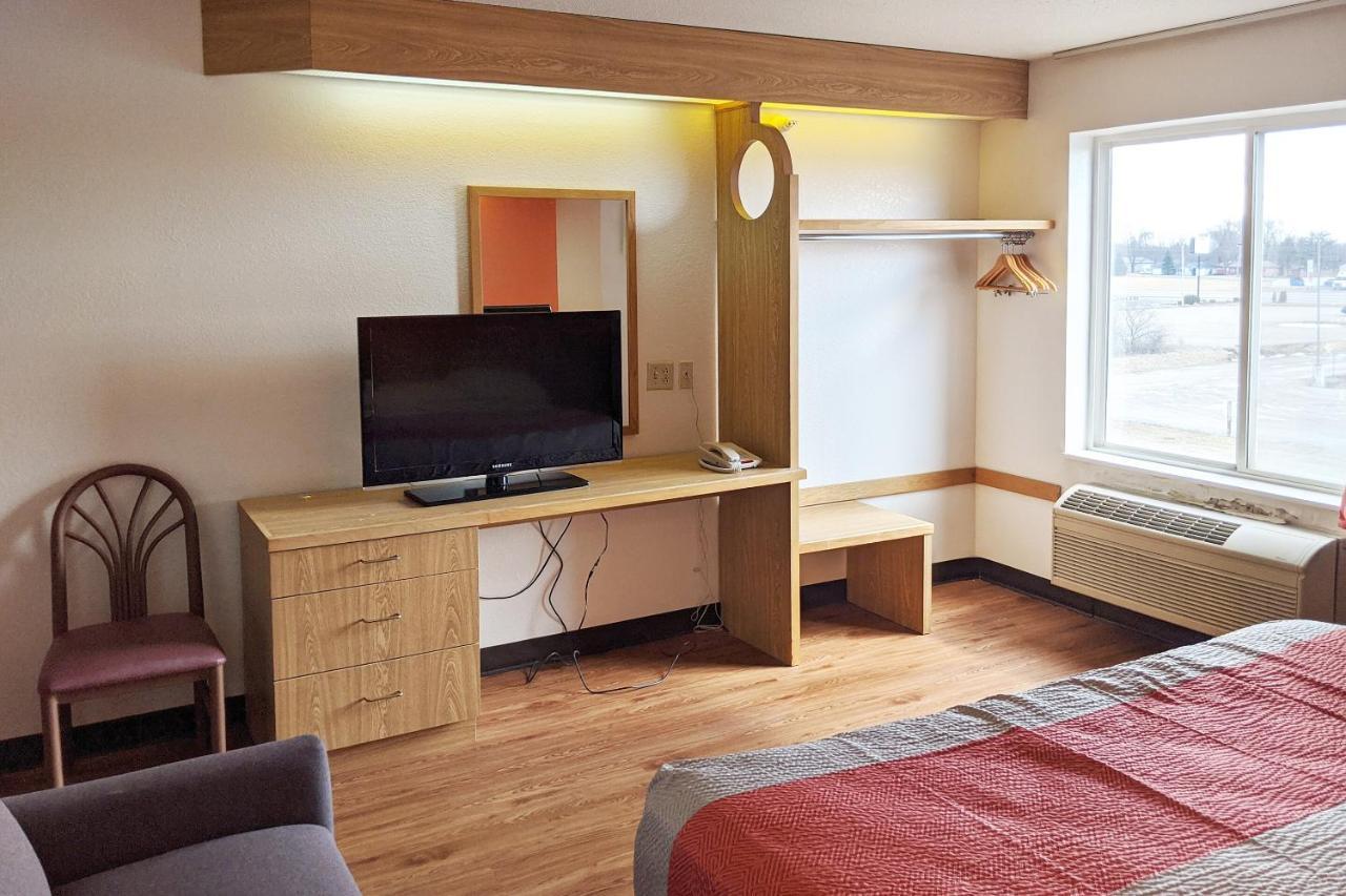 Hotel Markle In I-69 Экстерьер фото