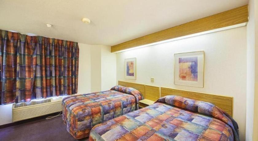 Hotel Markle In I-69 Экстерьер фото