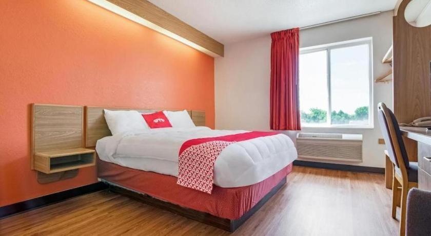 Hotel Markle In I-69 Экстерьер фото