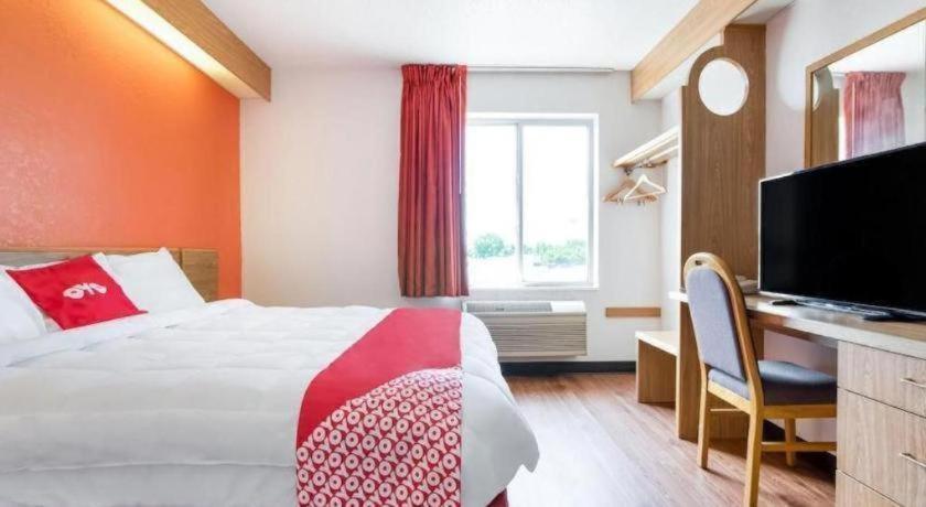 Hotel Markle In I-69 Экстерьер фото